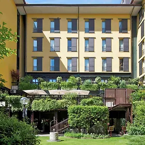 Отель Mercure Centro