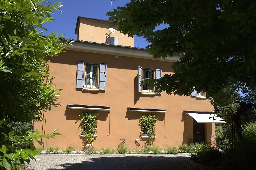 **  Il Villino Bed & Breakfast Bologna Italy